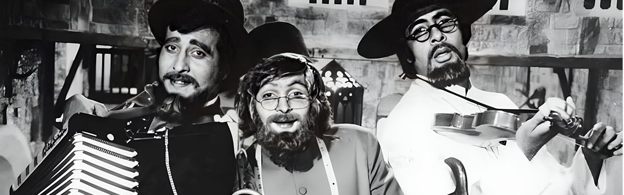 AMAR AKBAR ANTHONY