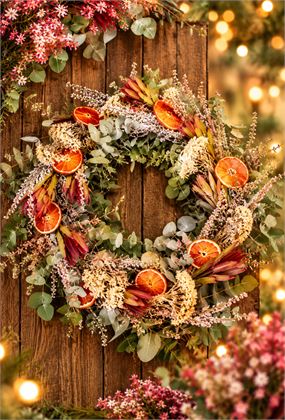 Christmas Wreath with Dried Flowers Workshop